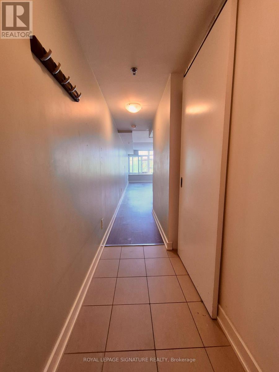 102 - 11 Superior Avenue, Toronto (Mimico), Ontario  M8V 0A7 - Photo 6 - W12112775