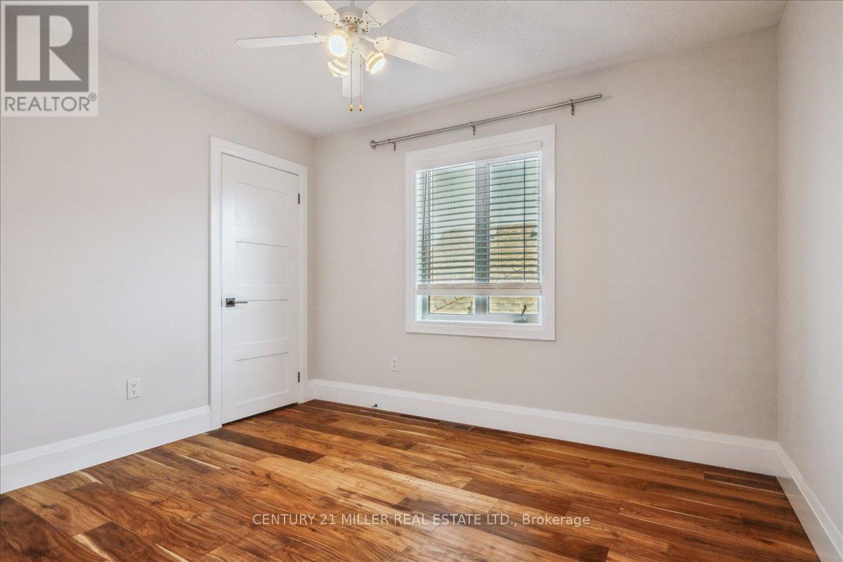 2203 Pheasant Lane, Oakville, Ontario  L6M 3R8 - Photo 23 - W12194408