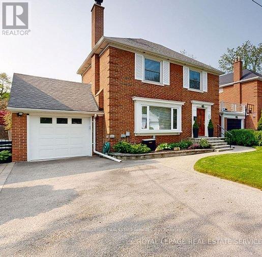 15 Oak Hampton Boulevard, Toronto, Ontario  M9A 2T9 - Photo 2 - W12194423