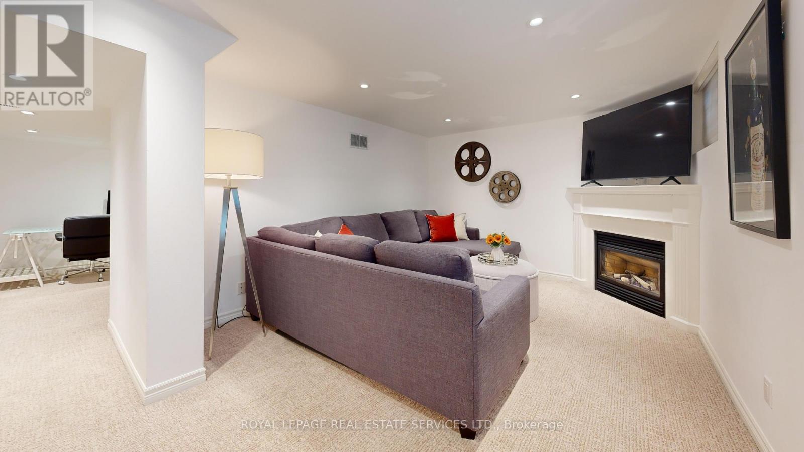 15 Oak Hampton Boulevard, Toronto, Ontario  M9A 2T9 - Photo 26 - W12194423