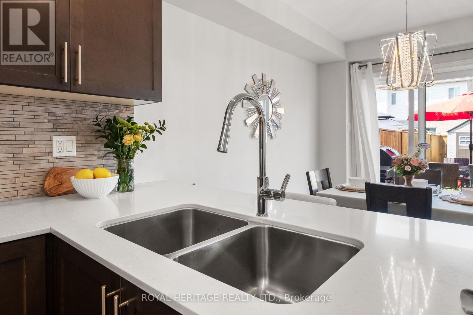 56 Fred Jackman Avenue, Clarington, Ontario  L1C 0S7 - Photo 13 - E12194461