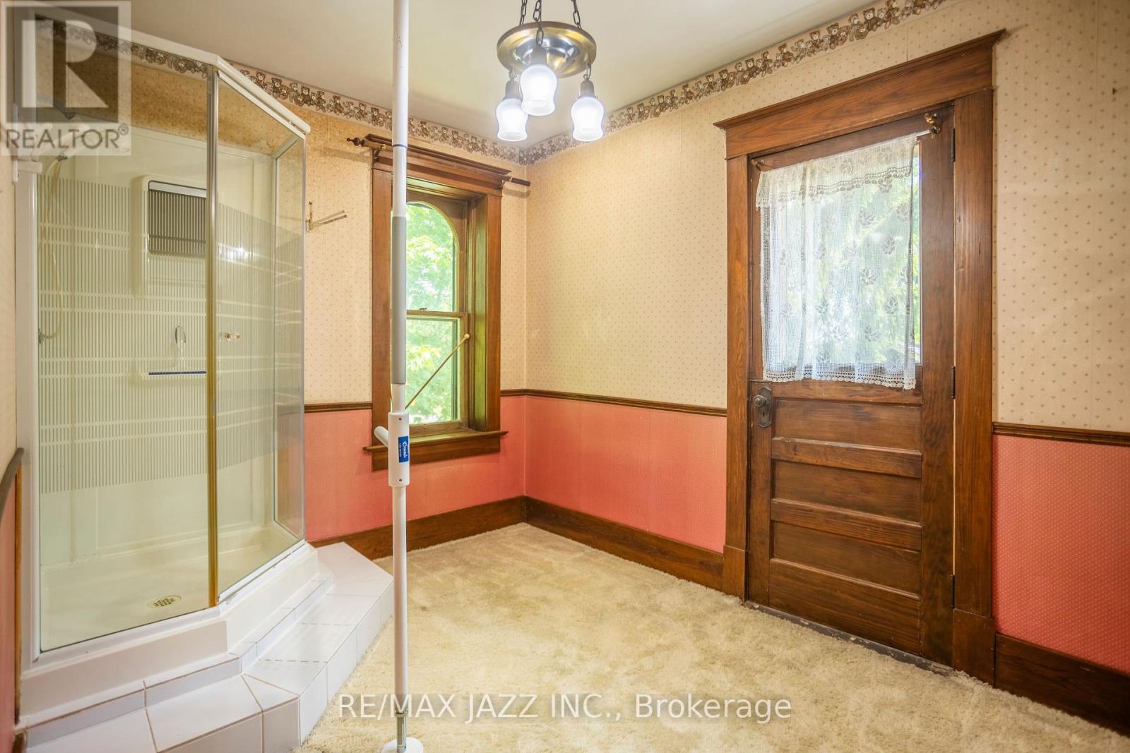 209 Byron Street N, Whitby, Ontario  L1H 4Z7 - Photo 14 - E12194524
