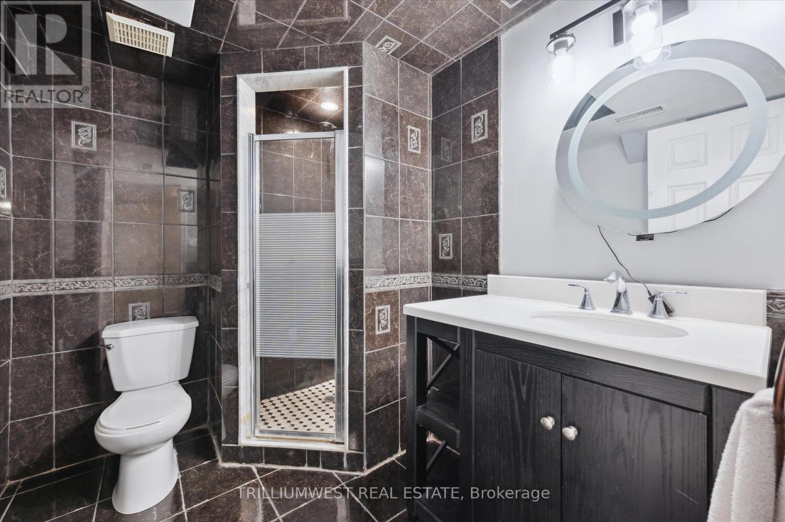 296 Conservation Drive, Waterloo, Ontario  N2V 1V5 - Photo 32 - X12194370