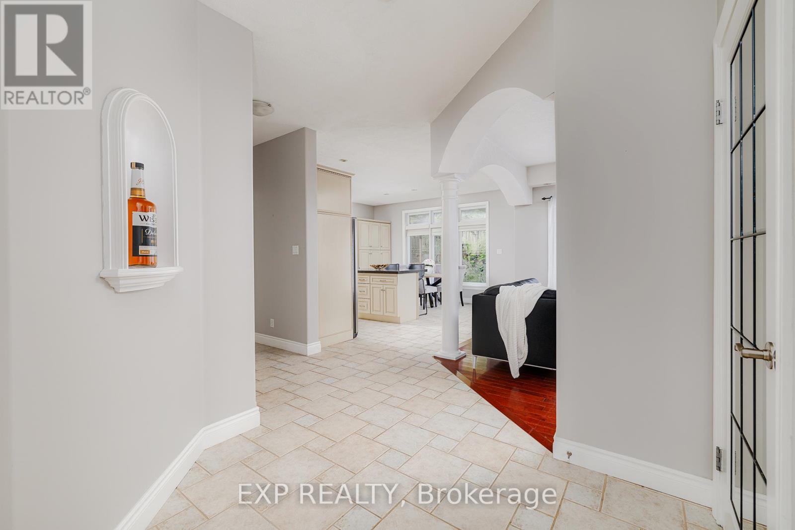 679 Salzburg Drive, Waterloo, Ontario  N2V 2N8 - Photo 12 - X12194403