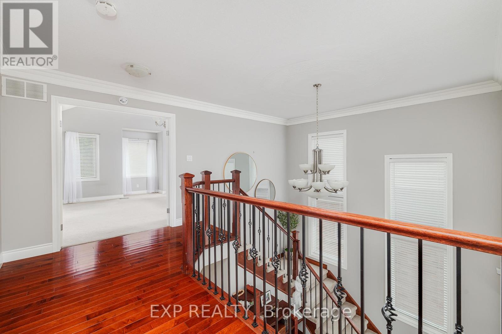 679 Salzburg Drive, Waterloo, Ontario  N2V 2N8 - Photo 16 - X12194403