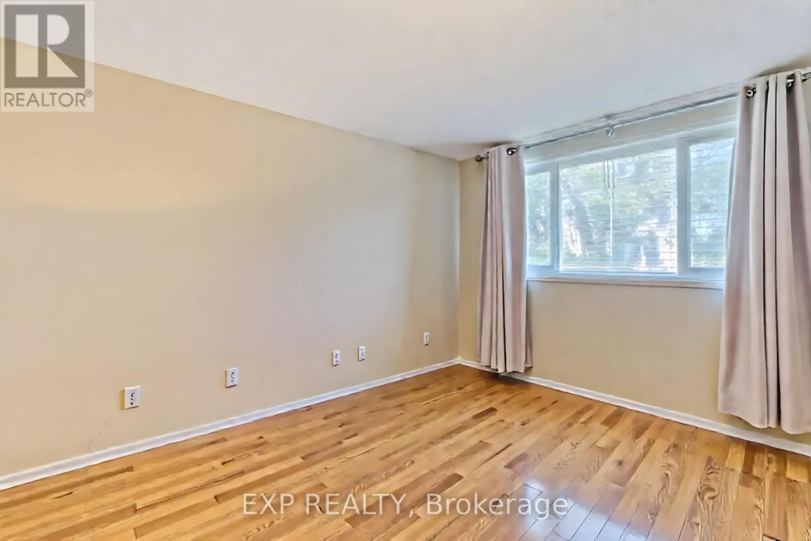 294 Quigley Road, Hamilton (Vincent), Ontario  L8K 5N1 - Photo 15 - X12194431