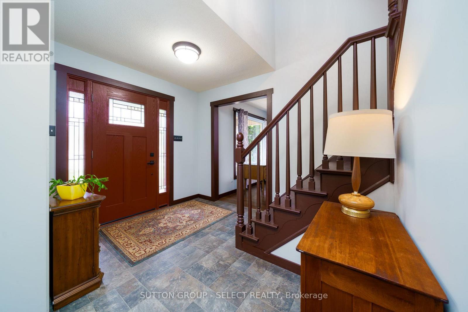 122 Moraine Court, London North, Ontario N6G 4Z2 - Photo 5 - X12194539