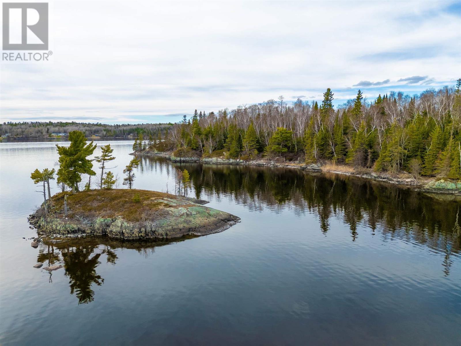 Island D49, Matheson Bay, Lake Of The Woods, Kenora, Ontario  P0X 1H0 - Photo 29 - TB233564