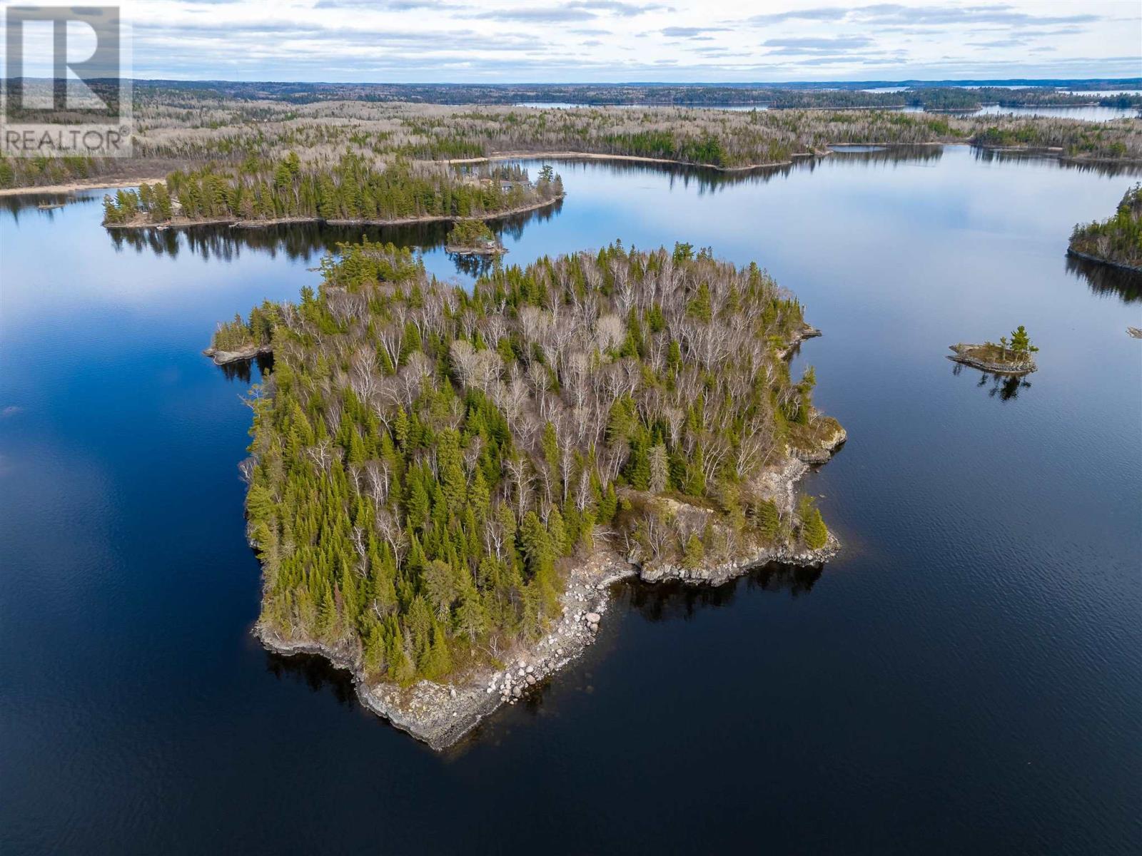 Island D49, Matheson Bay, Lake Of The Woods, Kenora, Ontario  P0X 1H0 - Photo 3 - TB233564