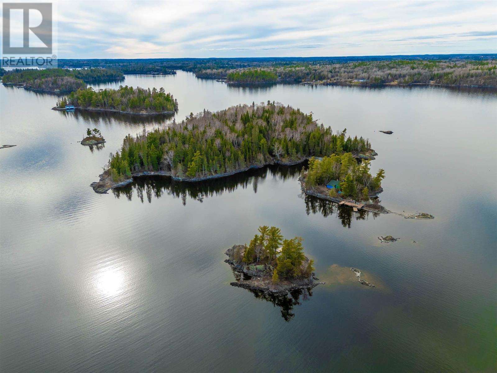 Island D49, Matheson Bay, Lake Of The Woods, Kenora, Ontario  P0X 1H0 - Photo 27 - TB233564