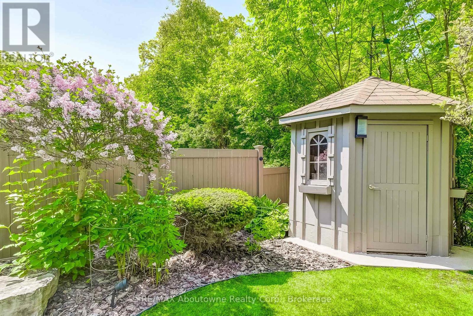 3109 Watercliffe Court, Oakville, Ontario  L6M 0K7 - Photo 42 - W12194532