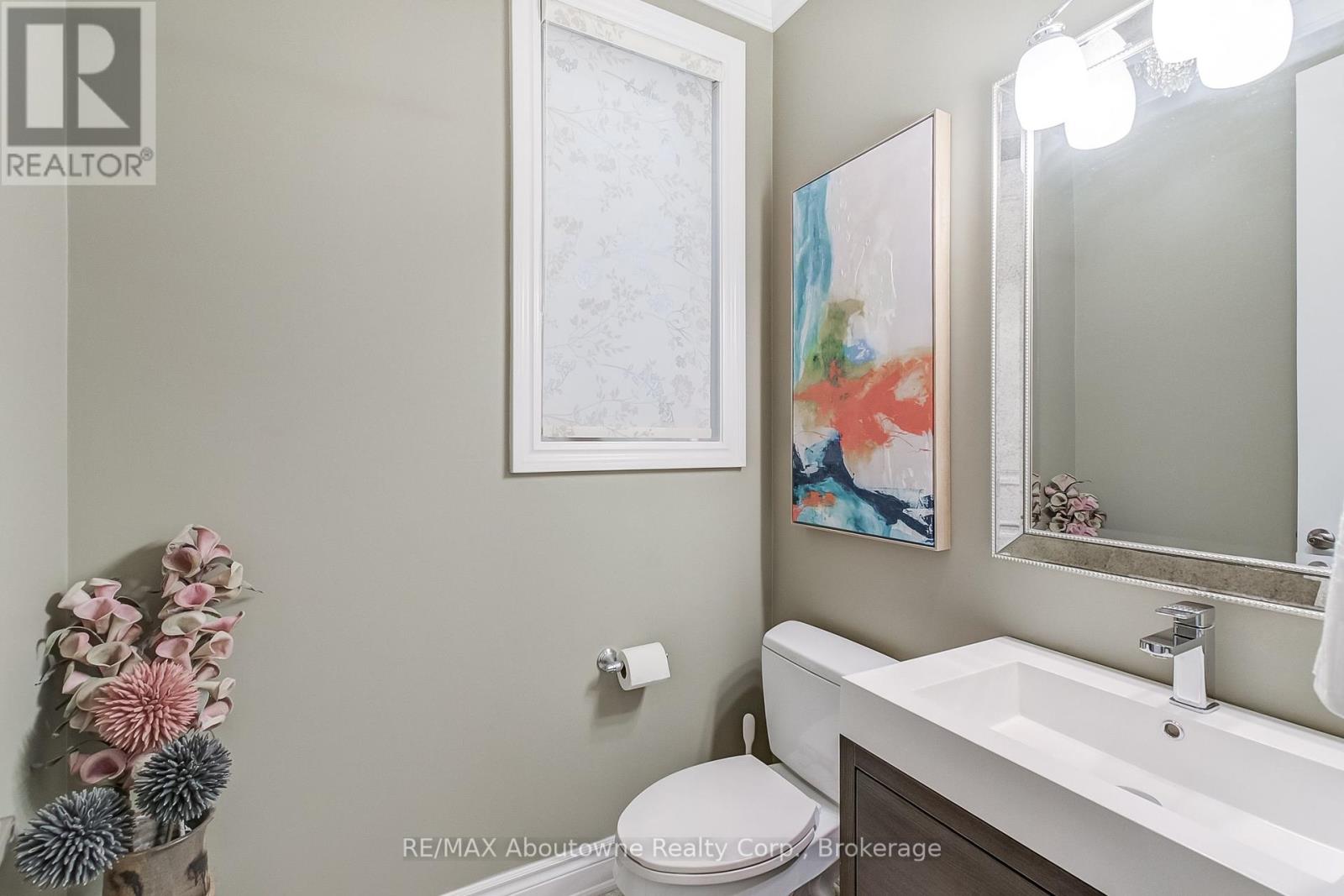 3109 Watercliffe Court, Oakville, Ontario  L6M 0K7 - Photo 6 - W12194532