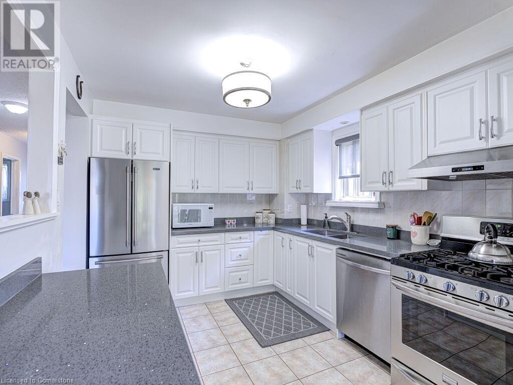 121 Falconer Drive Unit# 27, Mississauga, Ontario  L5N 2K8 - Photo 7 - 40733385