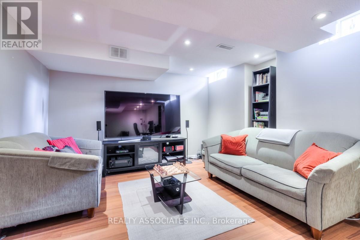 67 Chasser Drive, Markham, Ontario  L6E 1S6 - Photo 34 - N12103972