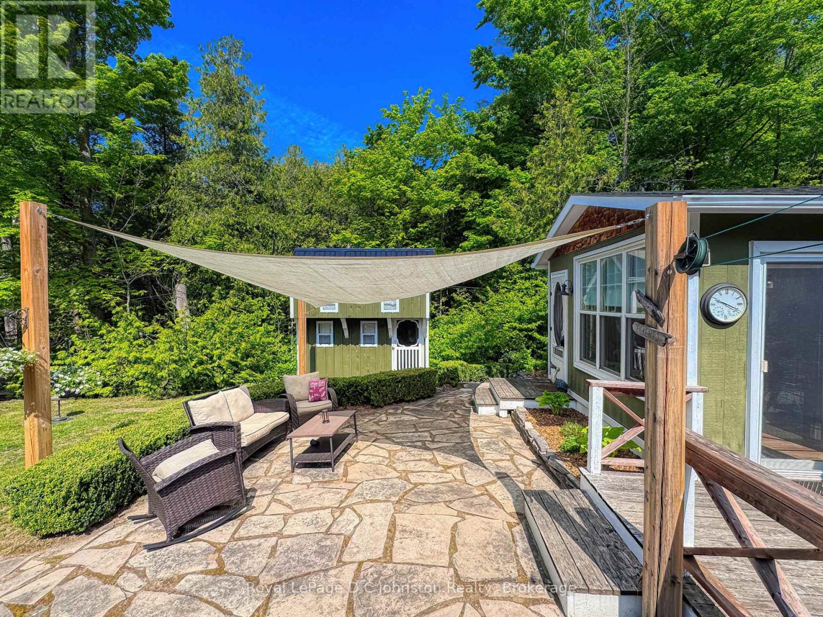 1050 French Bay Road, Native Leased Lands, Ontario  N0H 2L0 - Photo 26 - X12194474