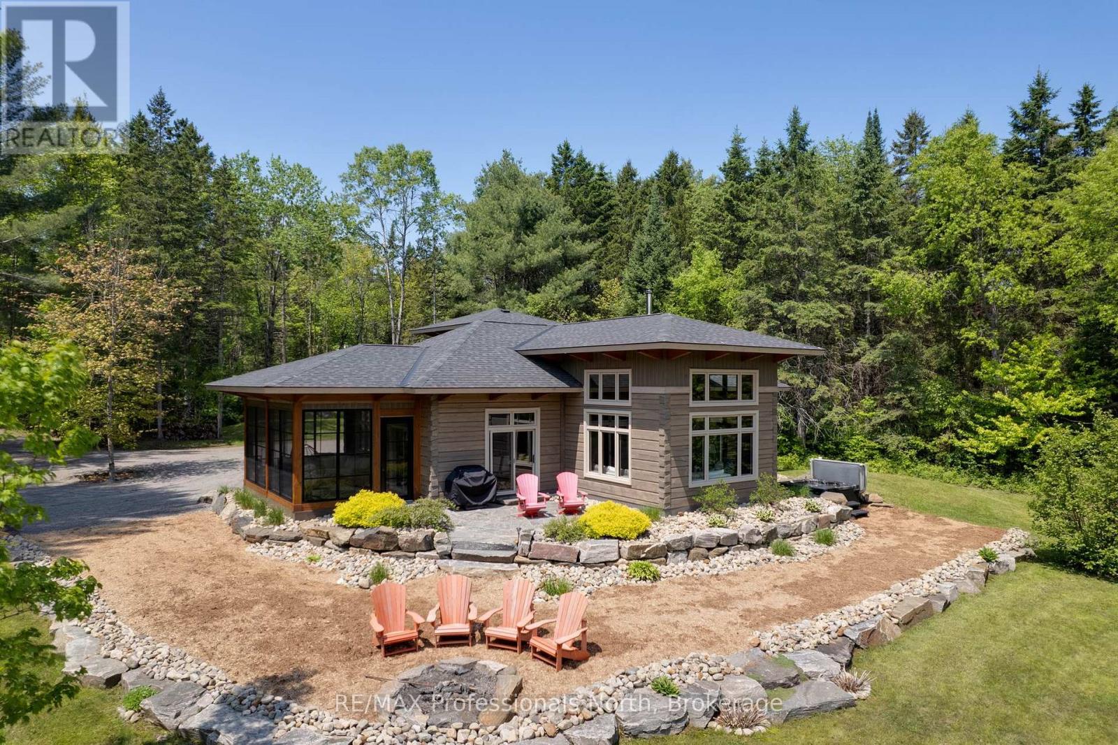 203 Bonnell Road, Bracebridge, Ontario  P1L 0M1 - Photo 8 - X12194484