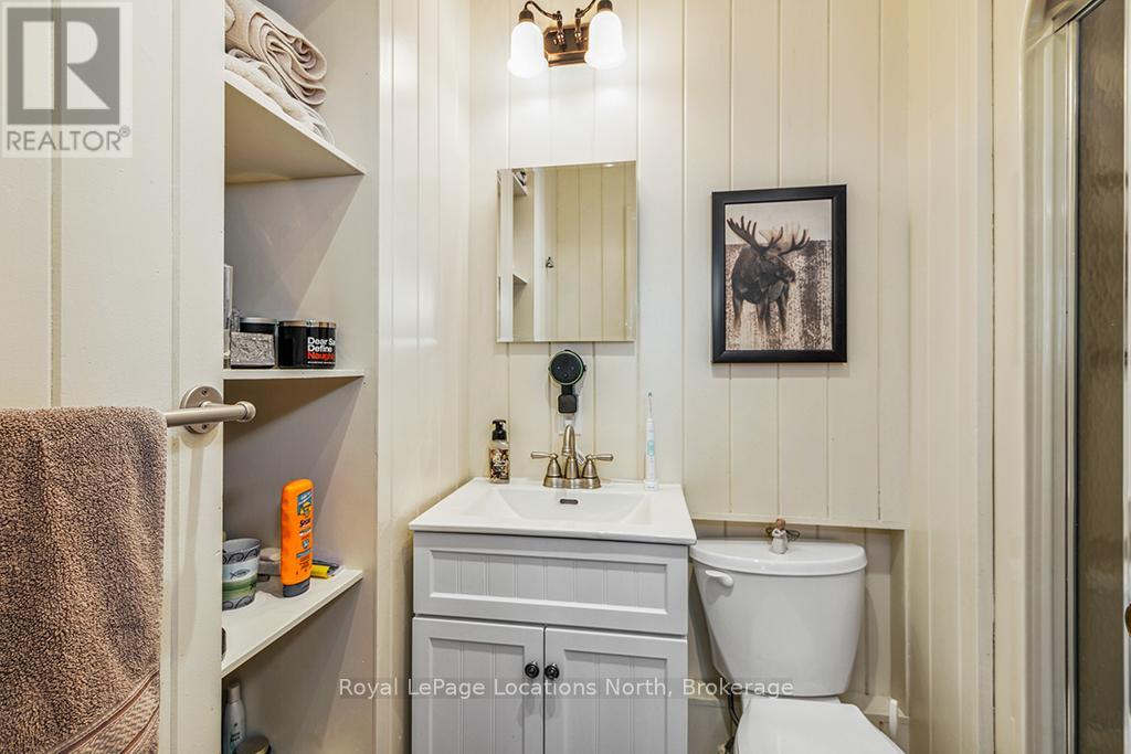 7 - 139 Lakeshore Road E, Blue Mountains, Ontario  L9Y 0N1 - Photo 21 - X12194489
