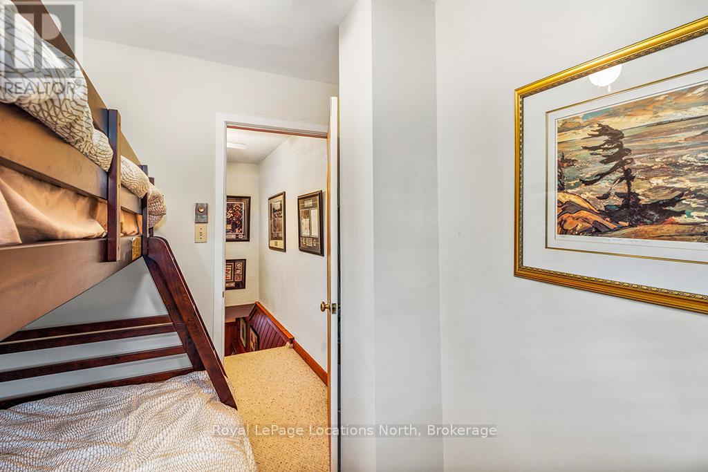 7 - 139 Lakeshore Road E, Blue Mountains, Ontario  L9Y 0N1 - Photo 28 - X12194489
