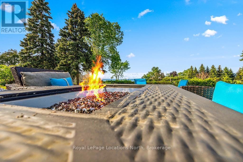7 - 139 Lakeshore Road E, Blue Mountains, Ontario  L9Y 0N1 - Photo 31 - X12194489