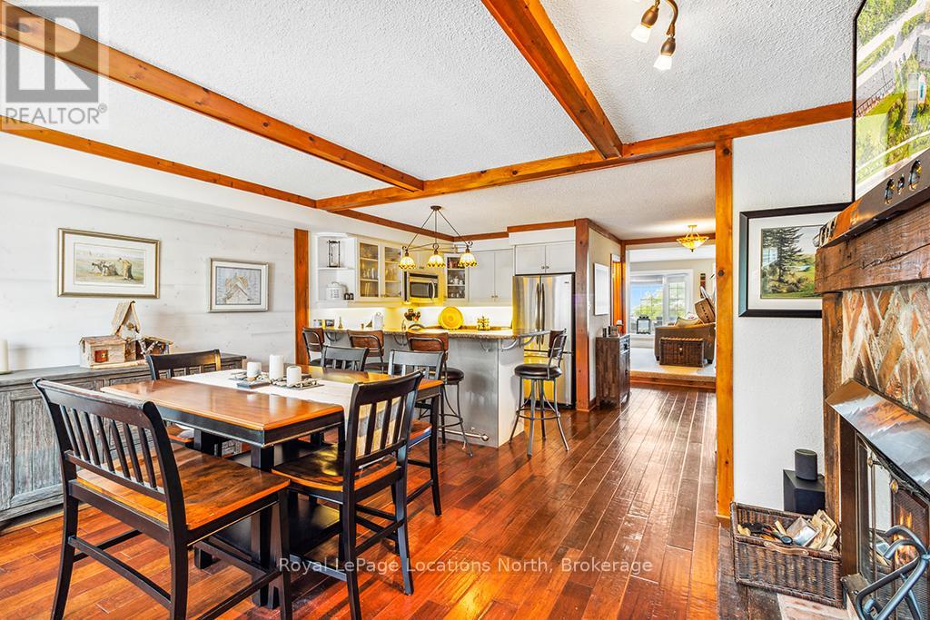 7 - 139 Lakeshore Road E, Blue Mountains, Ontario  L9Y 0N1 - Photo 5 - X12194489
