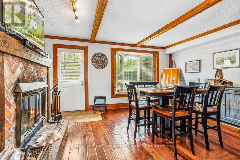 7 - 139 Lakeshore Road E, Blue Mountains, Ontario  L9Y 0N1 - Photo 6 - X12194489