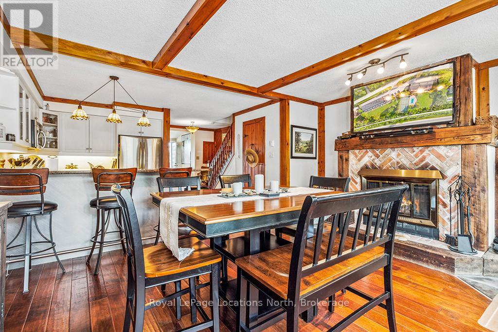 7 - 139 Lakeshore Road E, Blue Mountains, Ontario  L9Y 0N1 - Photo 7 - X12194489