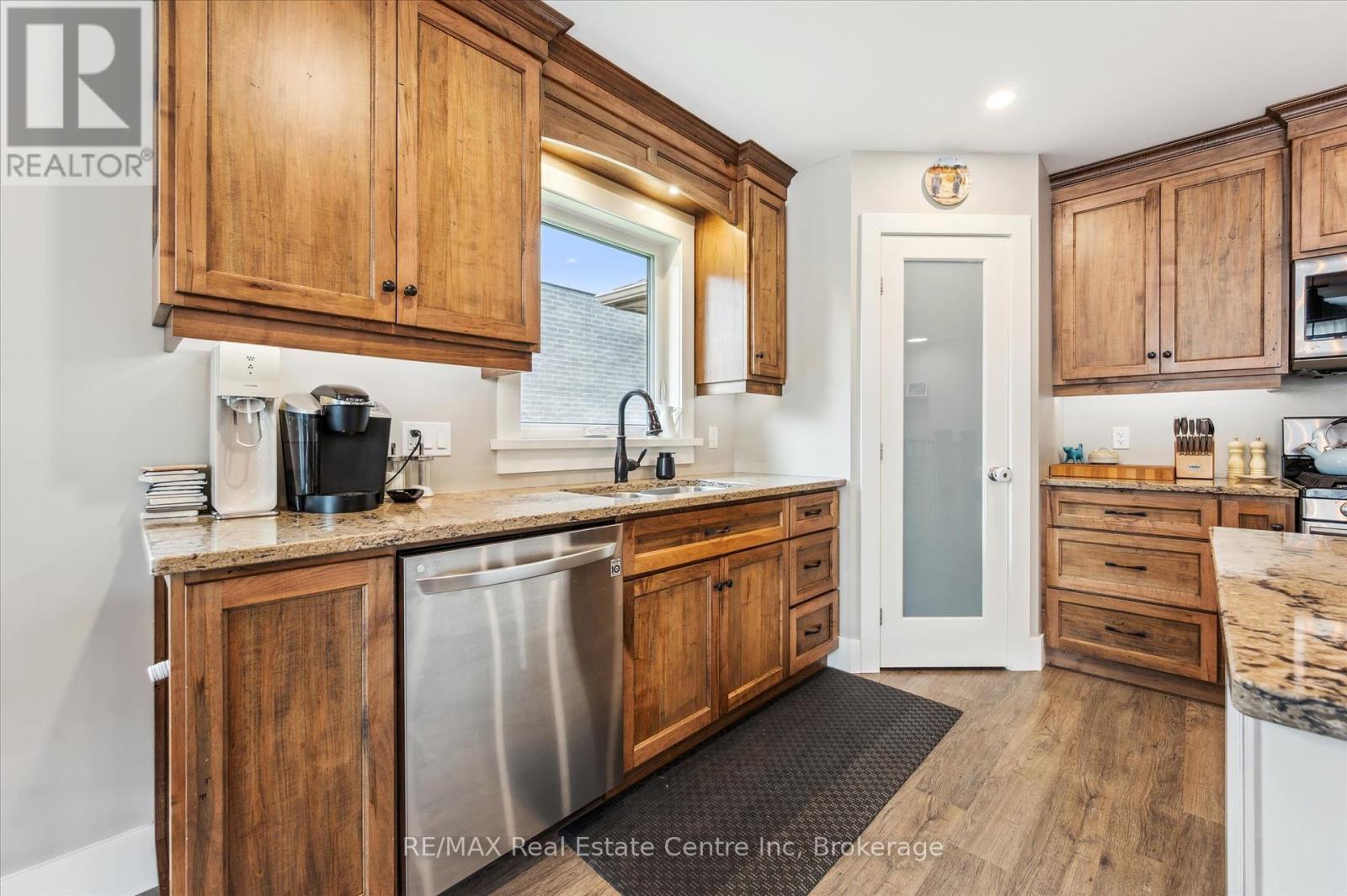 91 Gerber Drive, Perth East, Ontario  N0K 1M0 - Photo 16 - X12194508