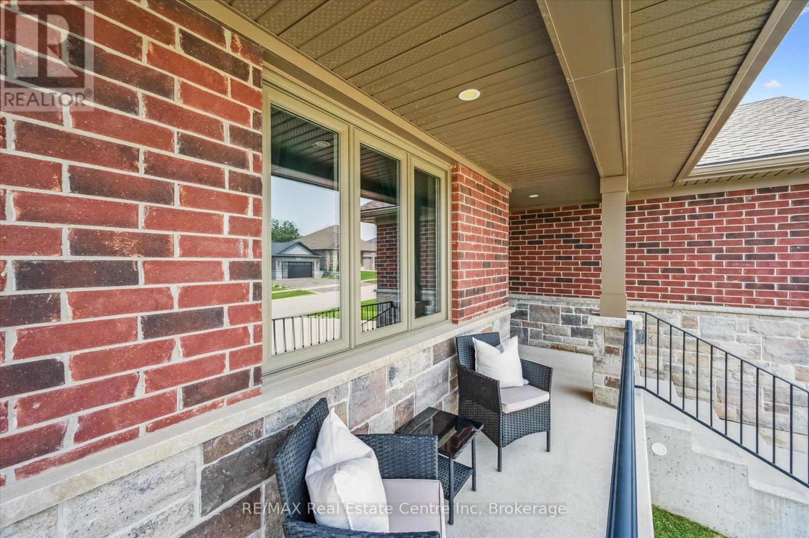 91 Gerber Drive, Perth East, Ontario  N0K 1M0 - Photo 6 - X12194508