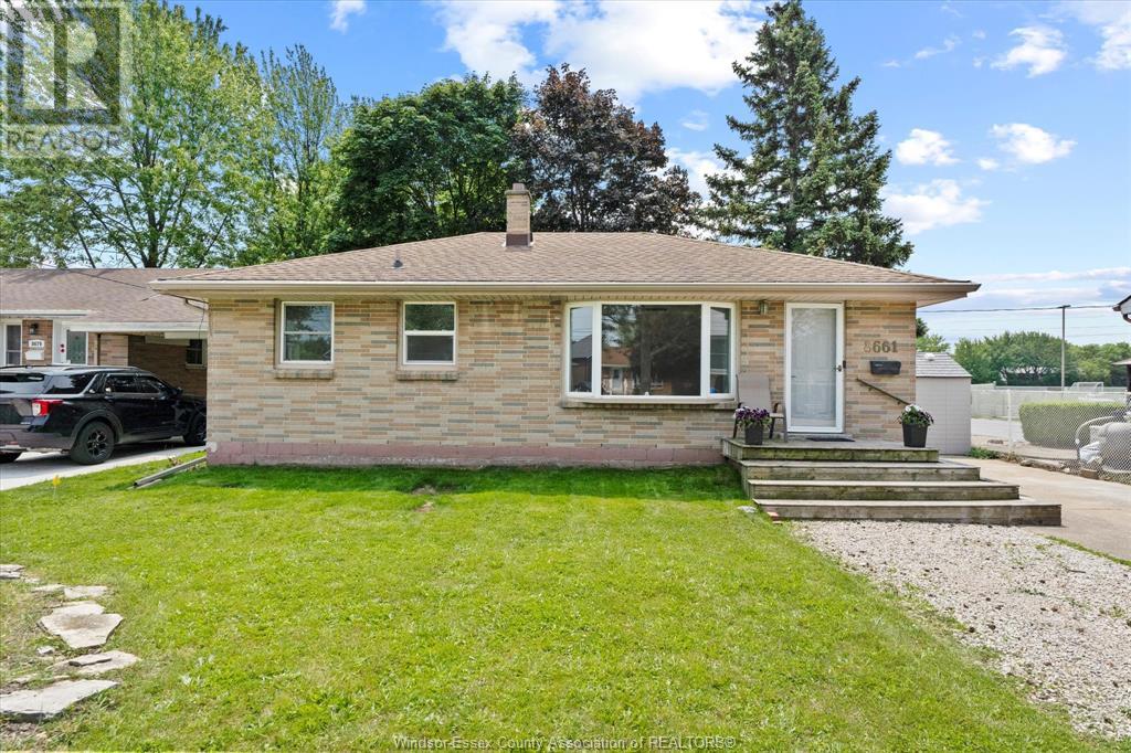 MLS# 25014065: 8661 JEROME, Windsor, Canada