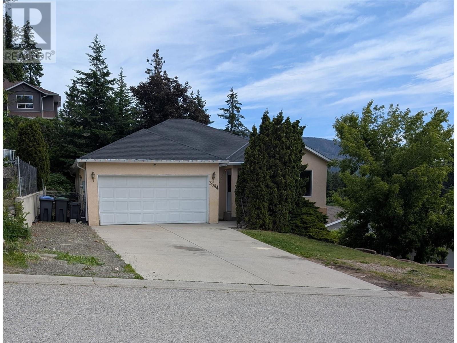 3544 Glen Eagles Drive, Glenrosa, West Kelowna