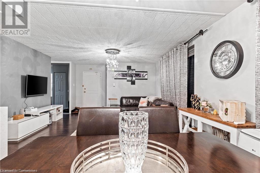 6 Walton Avenue Unit# 310, Kitchener, Ontario  N2C 2B5 - Photo 3 - 40736247