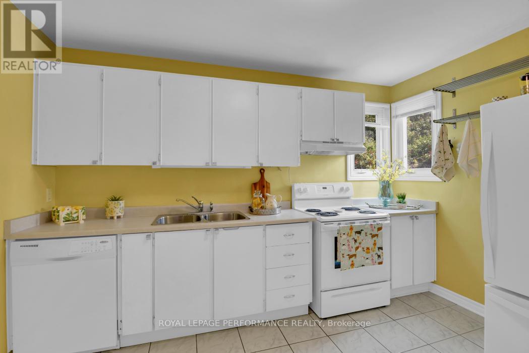 61 - 3344 Uplands Drive, Ottawa, Ontario  K1V 9R9 - Photo 16 - X12194482