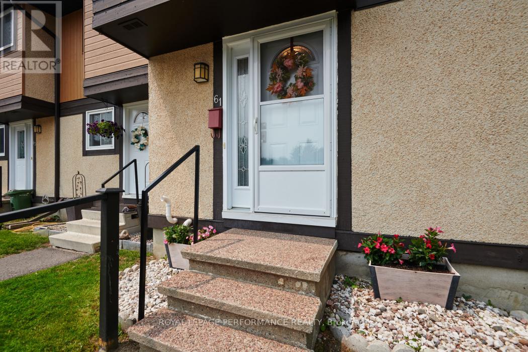 61 - 3344 Uplands Drive, Ottawa, Ontario  K1V 9R9 - Photo 3 - X12194482