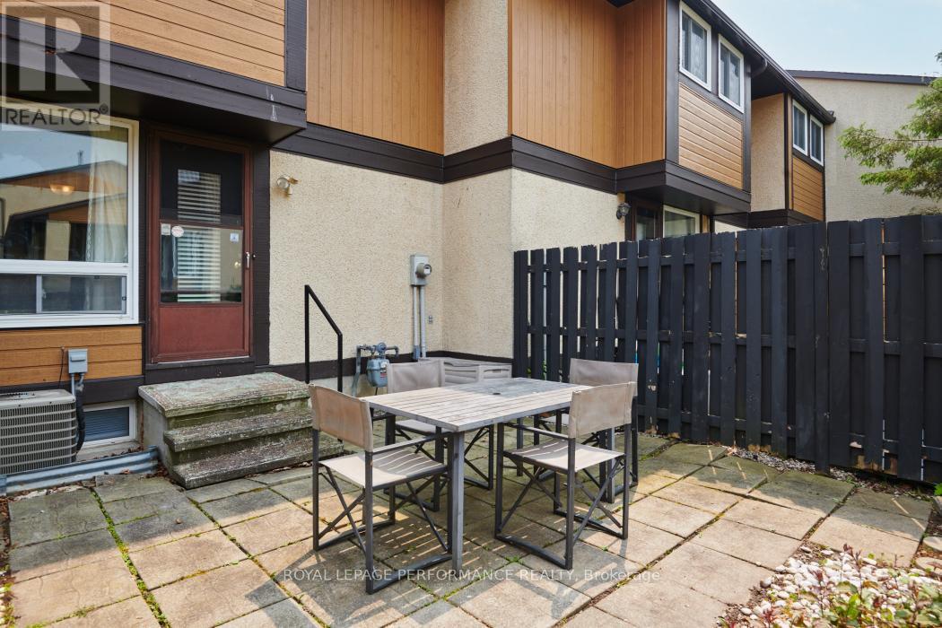 61 - 3344 Uplands Drive, Ottawa, Ontario  K1V 9R9 - Photo 32 - X12194482