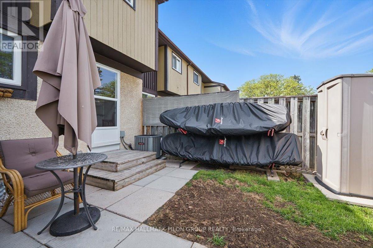 1358 Bakker Court, Ottawa, Ontario  K1C 2K4 - Photo 24 - X12194553