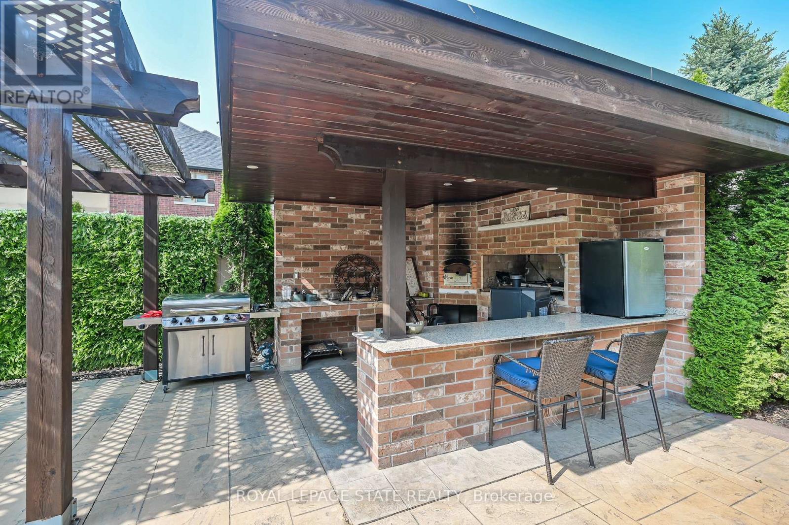 137 Diiorio Circle, Hamilton, Ontario  L9K 1T3 - Photo 42 - X12162265
