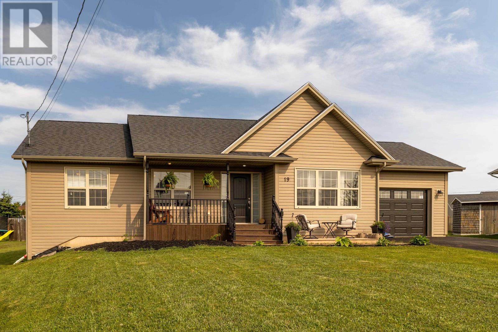 Property at 19 Mutch Crescent image 1