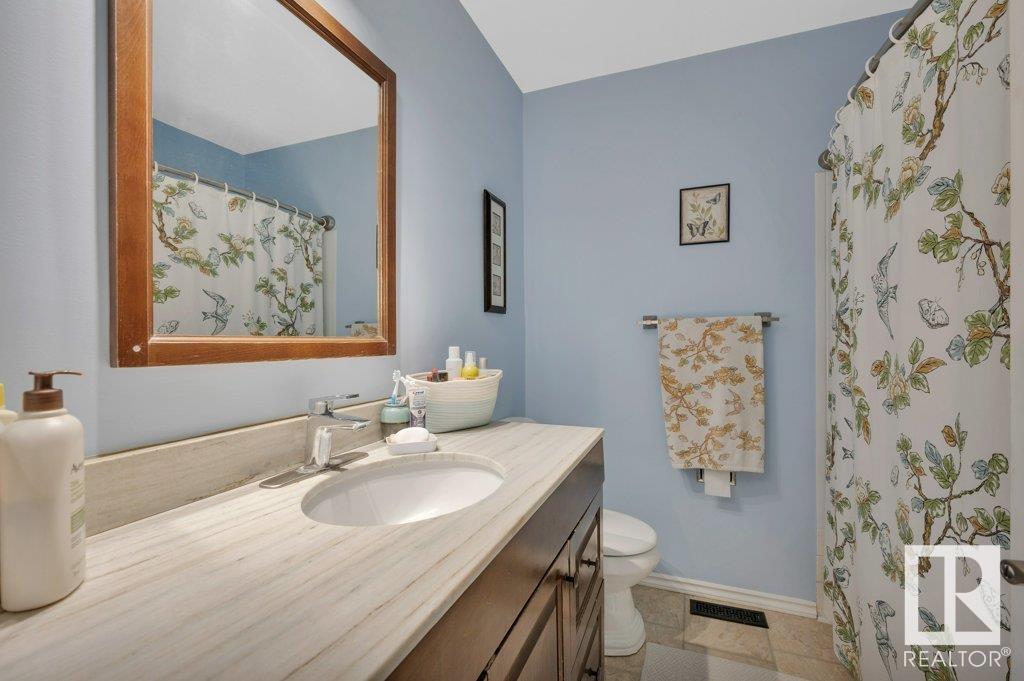 7051 32 Av Nw, Edmonton, Alberta  T6K 2K9 - Photo 27 - E4440217