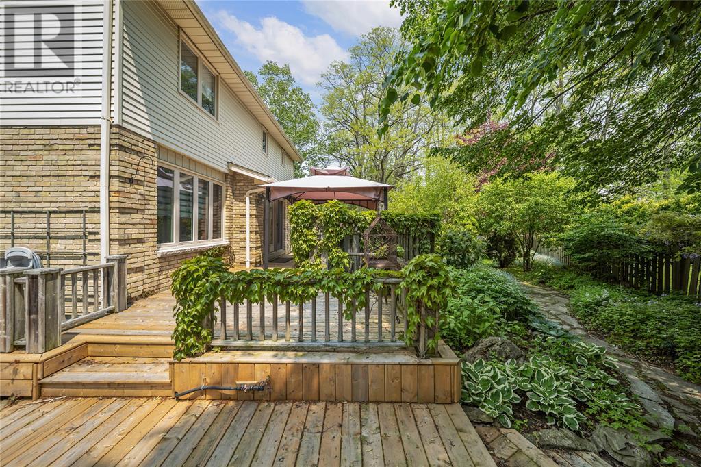 2521 Eastfield Close, Sarnia, Ontario  N0N 1C0 - Photo 39 - 25013722