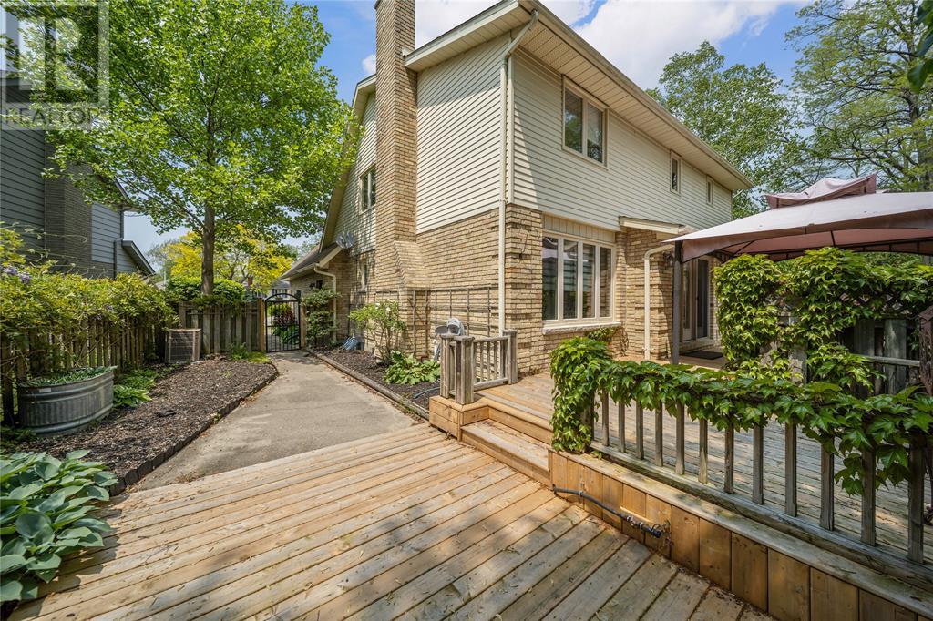 2521 Eastfield Close, Sarnia, Ontario  N0N 1C0 - Photo 40 - 25013722