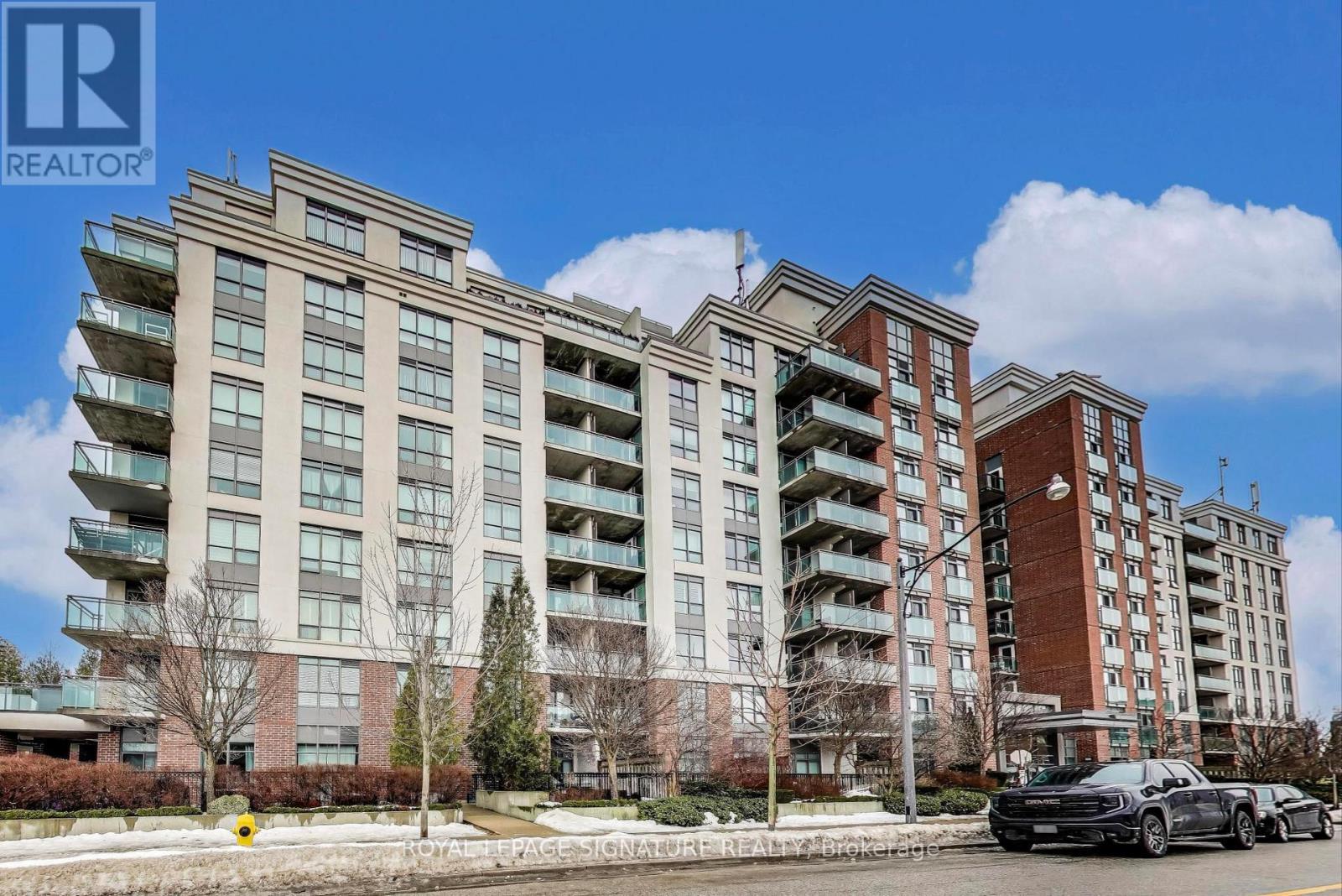 621 - 120 Dallimore Circle, Toronto, Ontario  M3C 4J1 - Photo 1 - C12194516