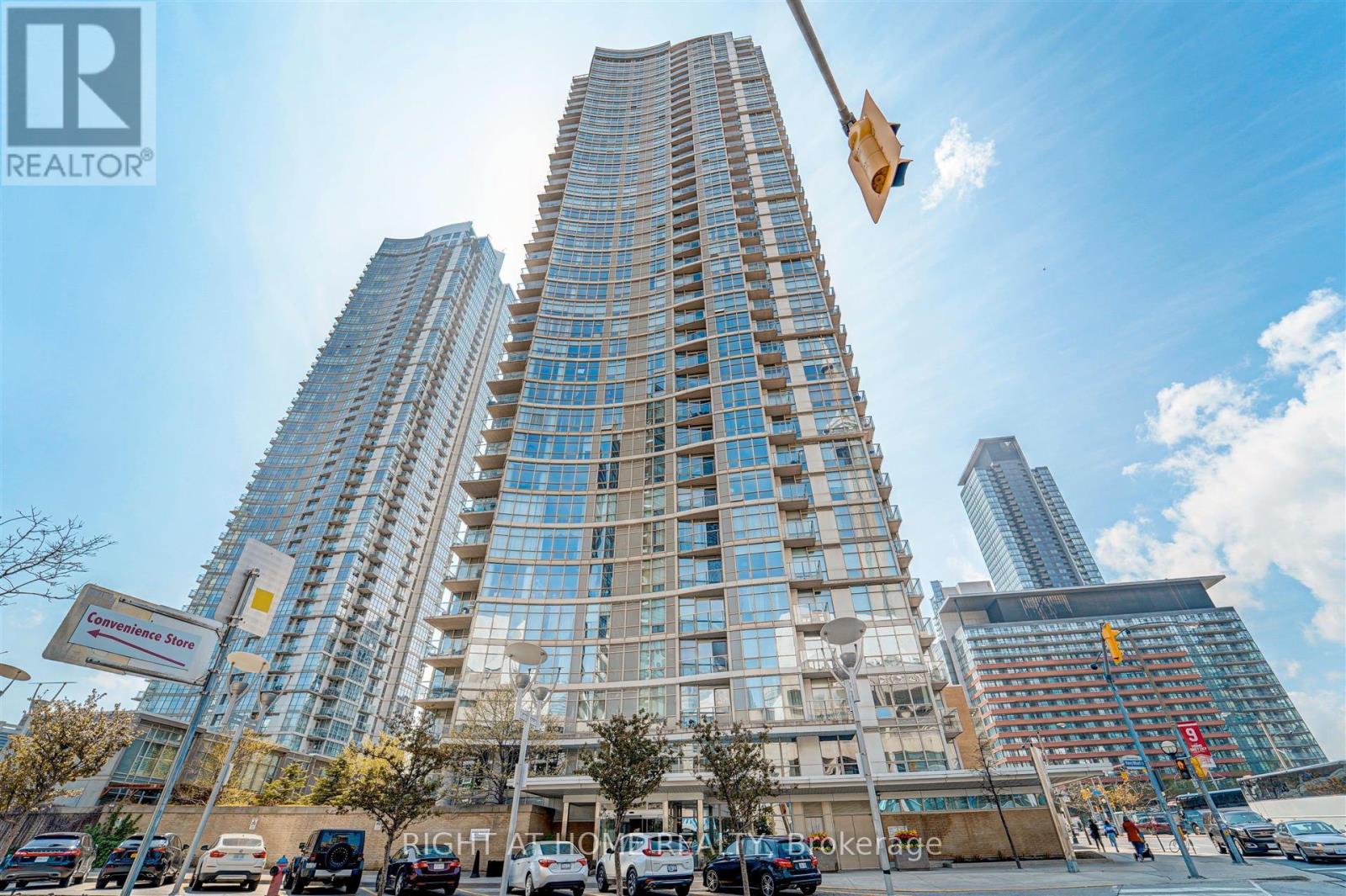 2001 - 10 NAVY WHARF COURT, Toronto, Ontario