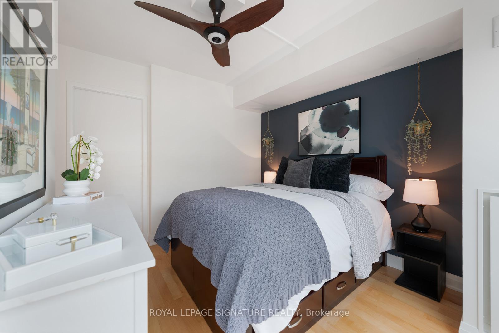 1406 - 333 Adelaide Street E, Toronto (Moss Park), Ontario  M5A 4T4 - Photo 15 - C12194555