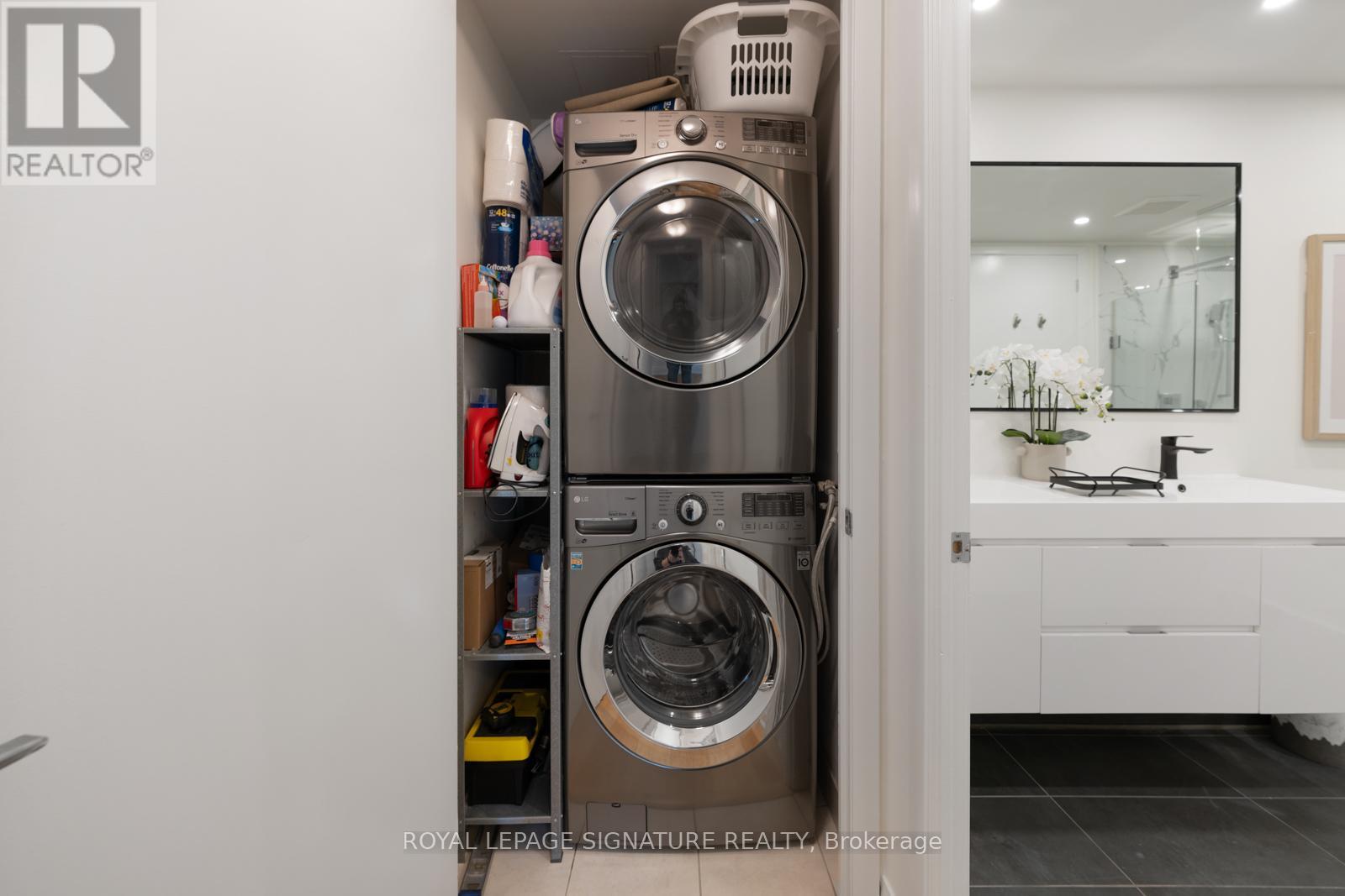 1406 - 333 Adelaide Street E, Toronto (Moss Park), Ontario  M5A 4T4 - Photo 25 - C12194555