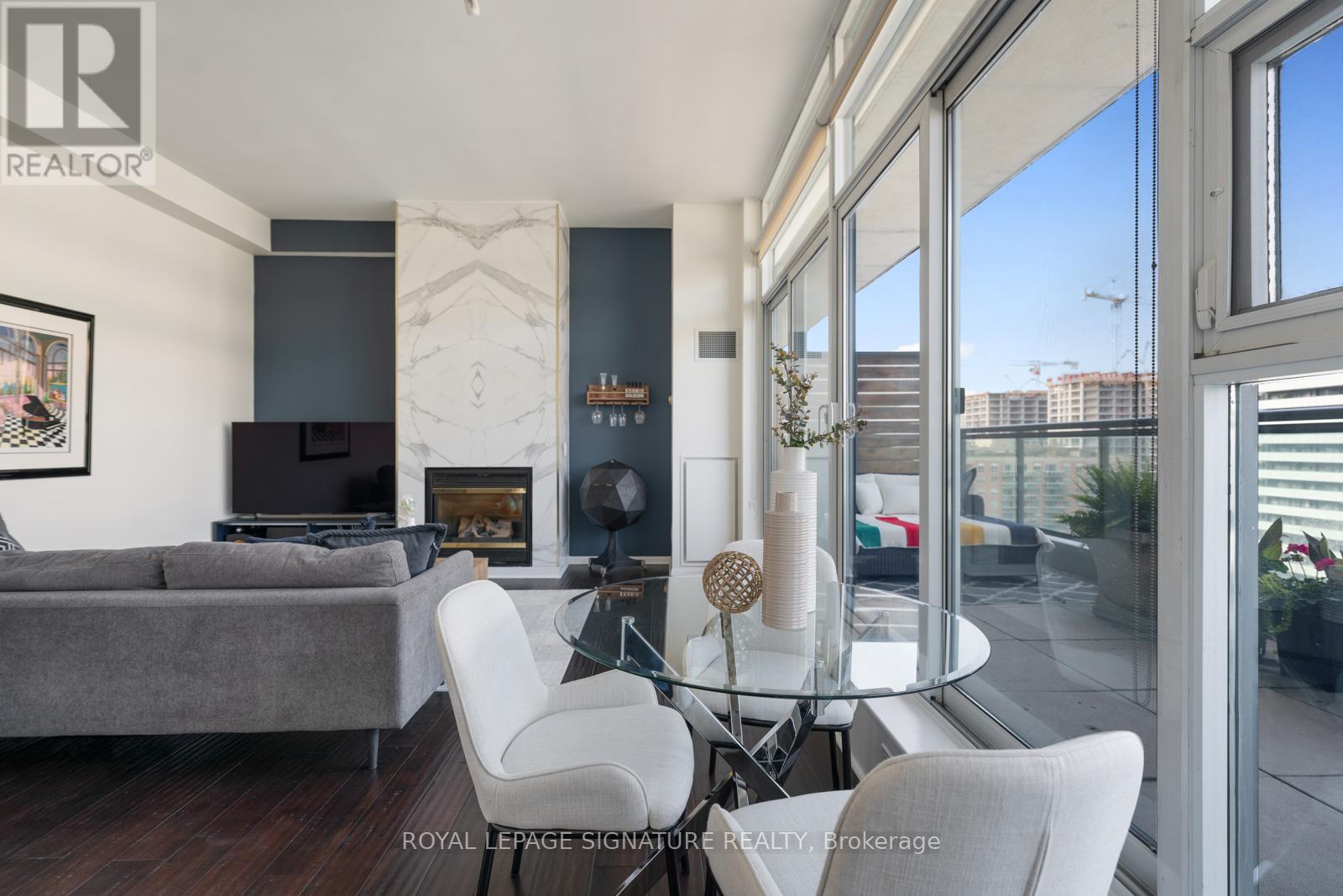1406 - 333 Adelaide Street E, Toronto (Moss Park), Ontario  M5A 4T4 - Photo 6 - C12194555