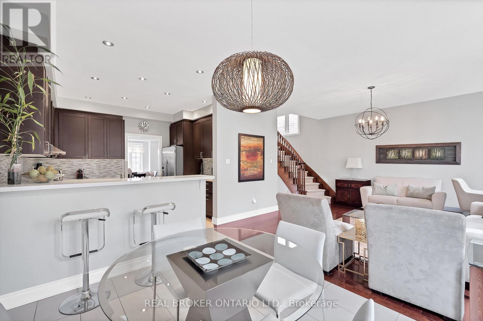 31 Mastwood Crescent, Toronto (Rouge), Ontario  M1C 0B3 - Photo 8 - E12194554