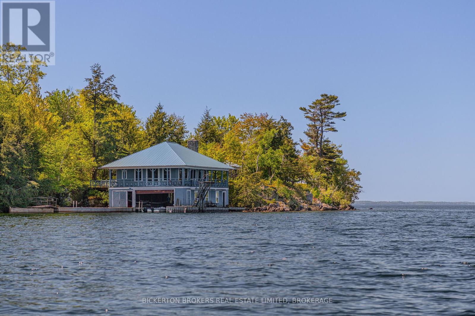16 Hay Island, Leeds And The Thousand Islands, Ontario  K0E 1L0 - Photo 2 - X12194638
