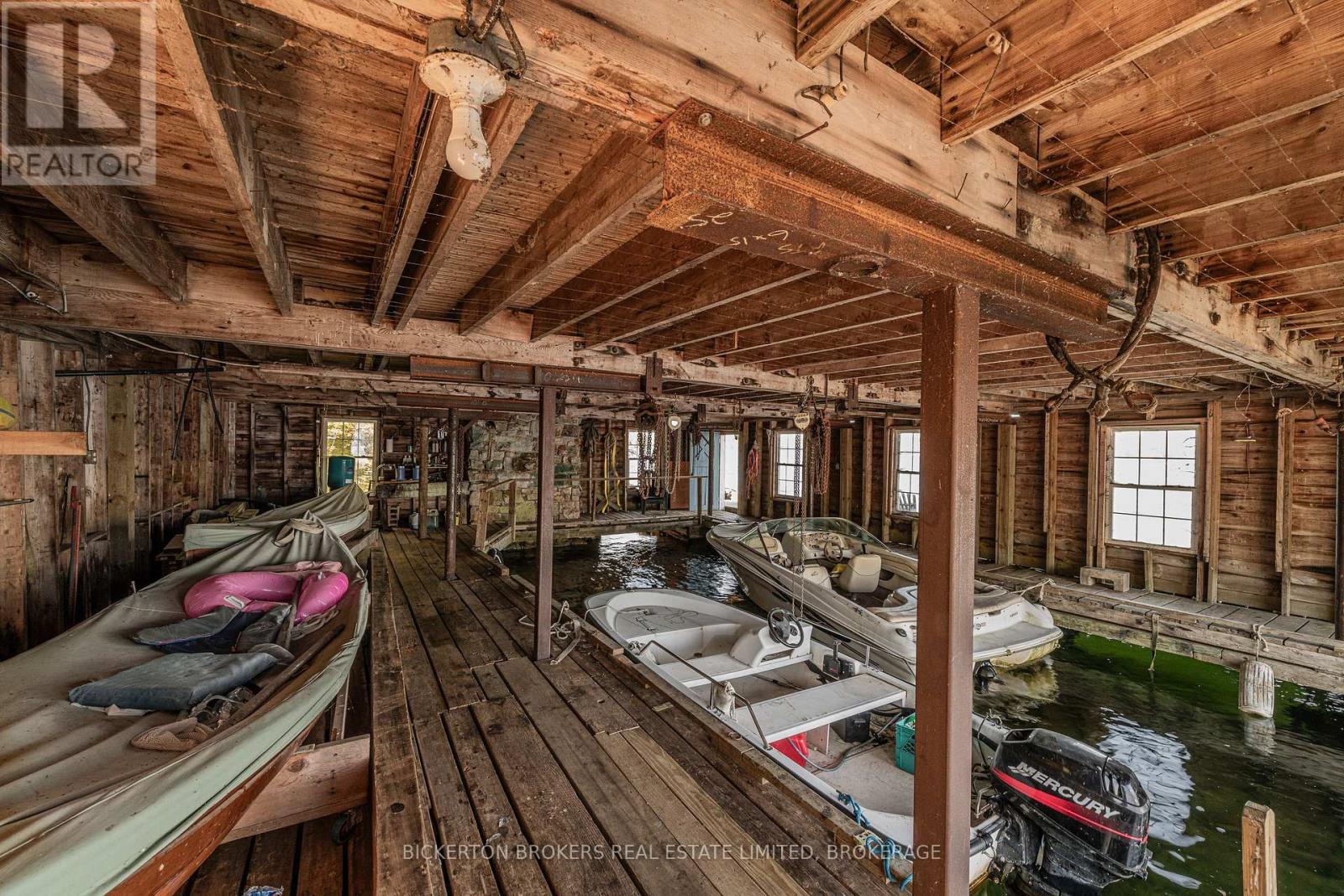 16 Hay Island, Leeds And The Thousand Islands, Ontario  K0E 1L0 - Photo 7 - X12194638