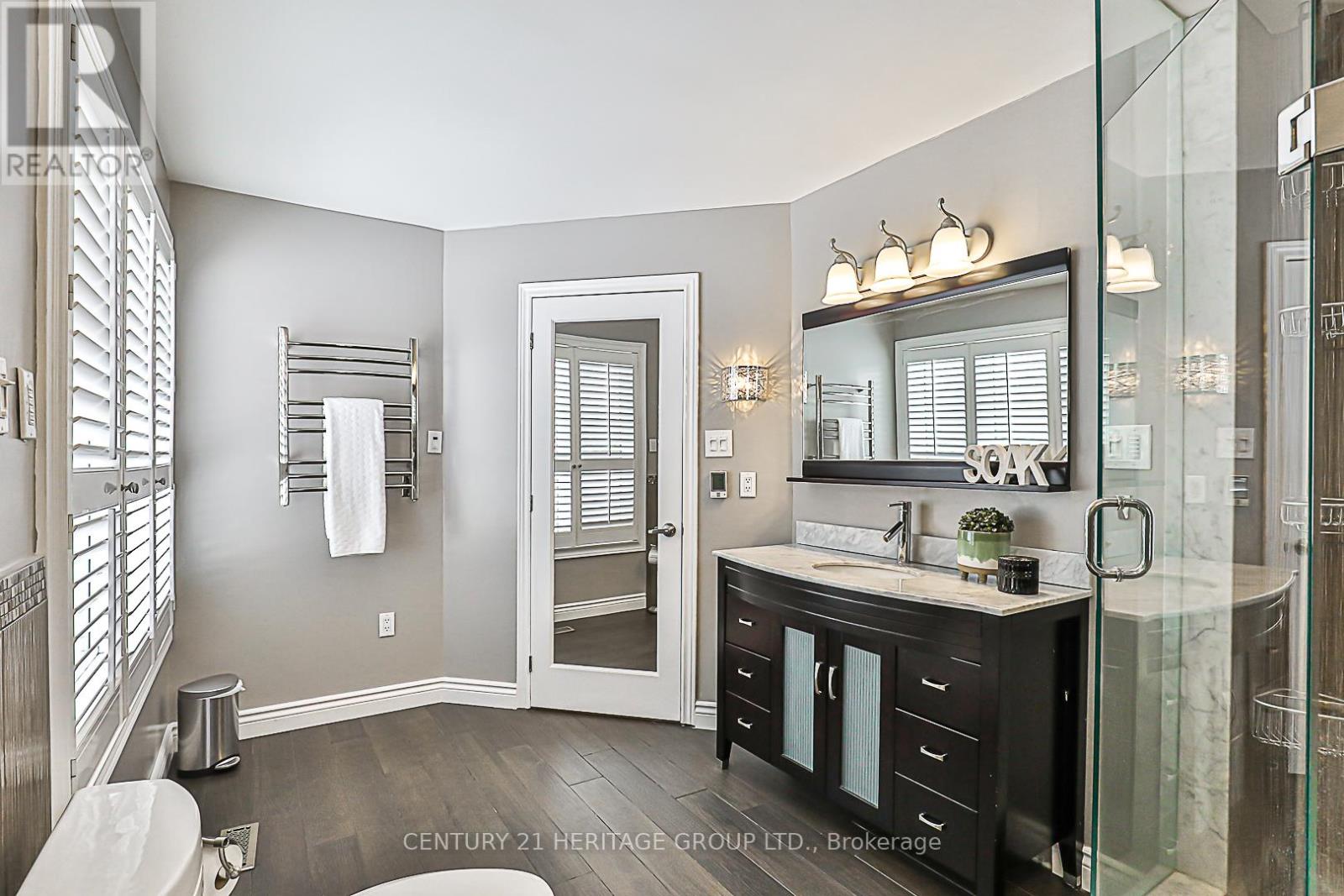 310 Chambers Crescent, Newmarket, Ontario  L3X 1T2 - Photo 17 - N12194499