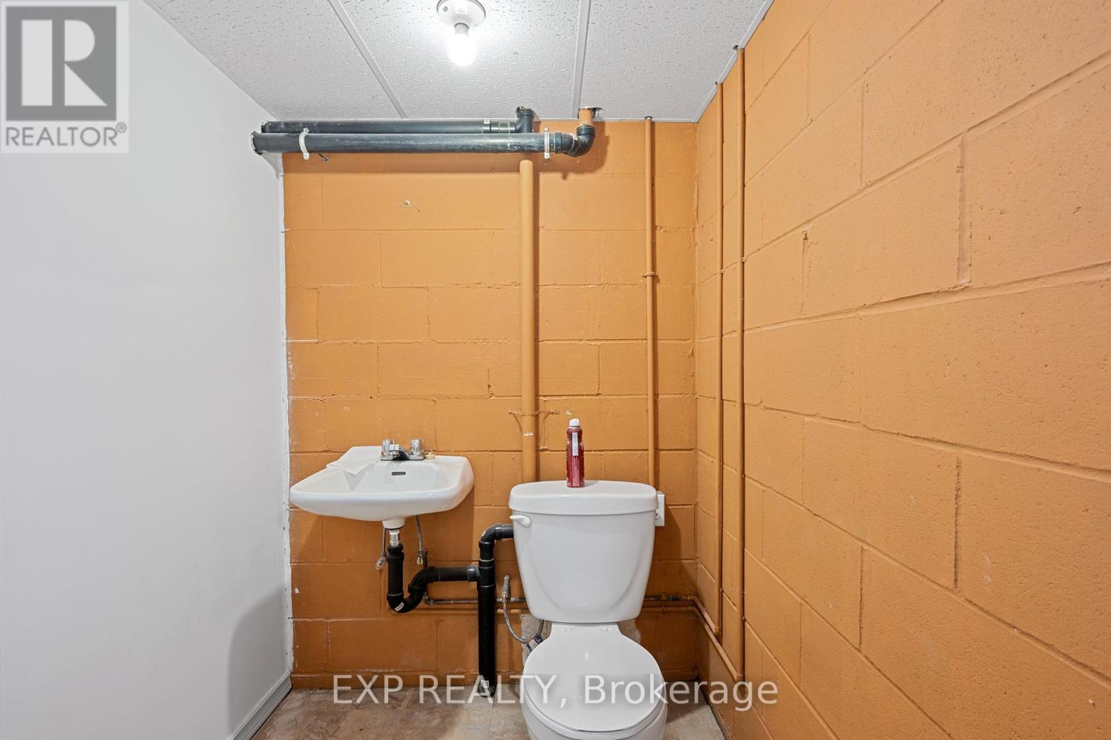 582 Duclos Point Road, Georgina (Virginia), Ontario  L0E 1N0 - Photo 32 - N12194552